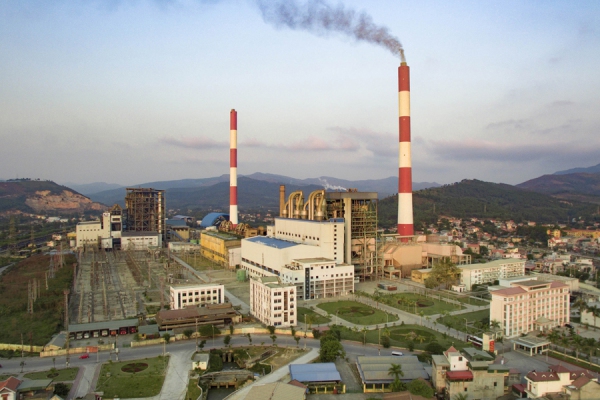 Cung cấp ống thủy gia nhiệt hạ áp và túi lọc bụi cho nhiệt điện Uông Bí