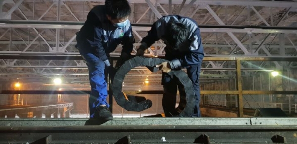 Sửa chữa HT cáp lực, cáp ĐK di chuyển xe con cẩu trục số 2,3,4